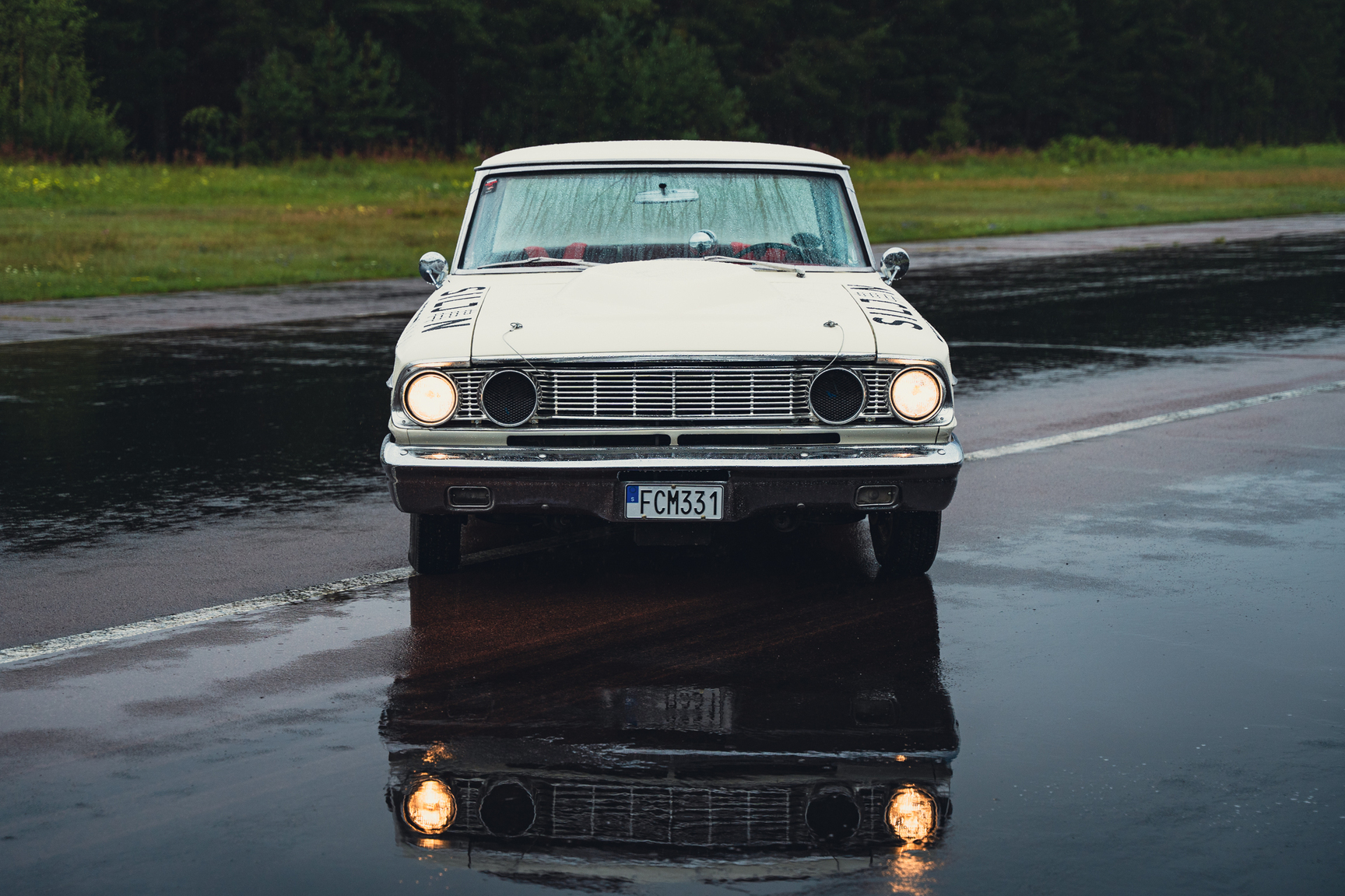 Aussenfoto 1964 Ford Fairlane 500 Sport Coupé (21)