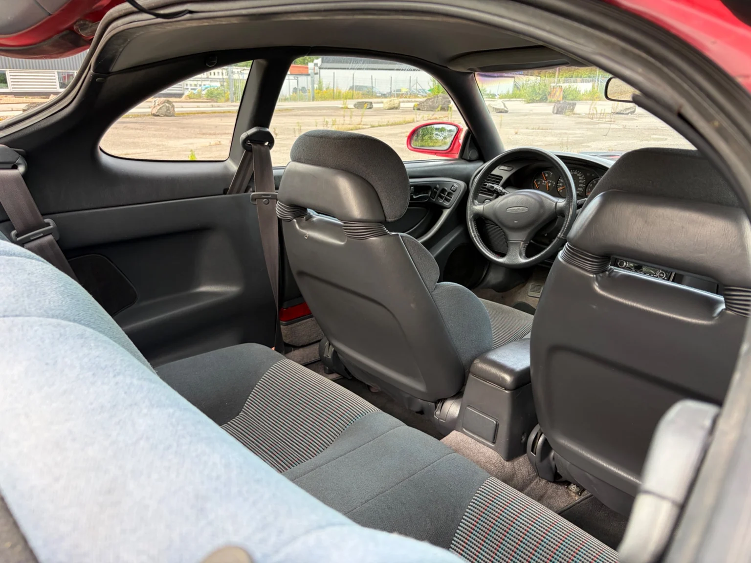 Innenraumfoto von 1991 Toyota Celica GT-Four ST185 (15)
