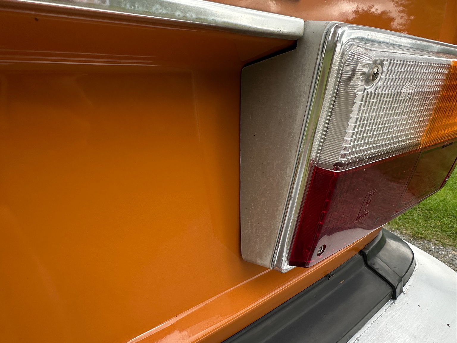 Exteriörbild på 1974 Volvo 142 2.0