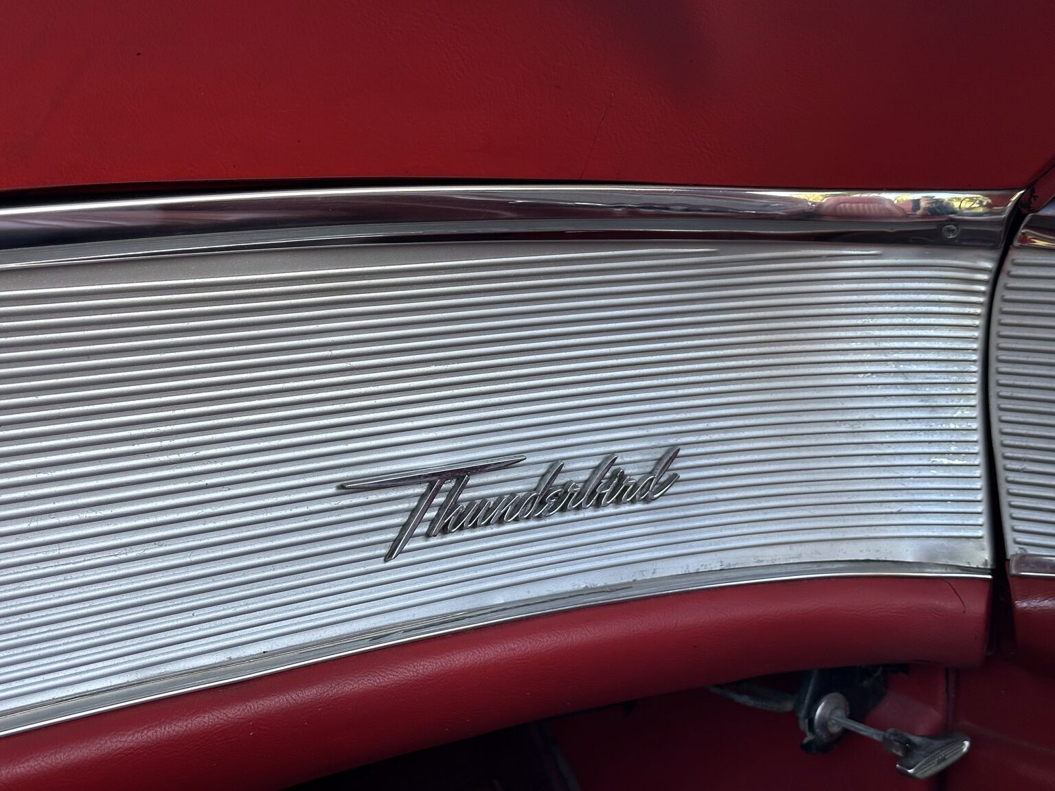 Interiörbild 1961 Ford Thunderbird Convertible