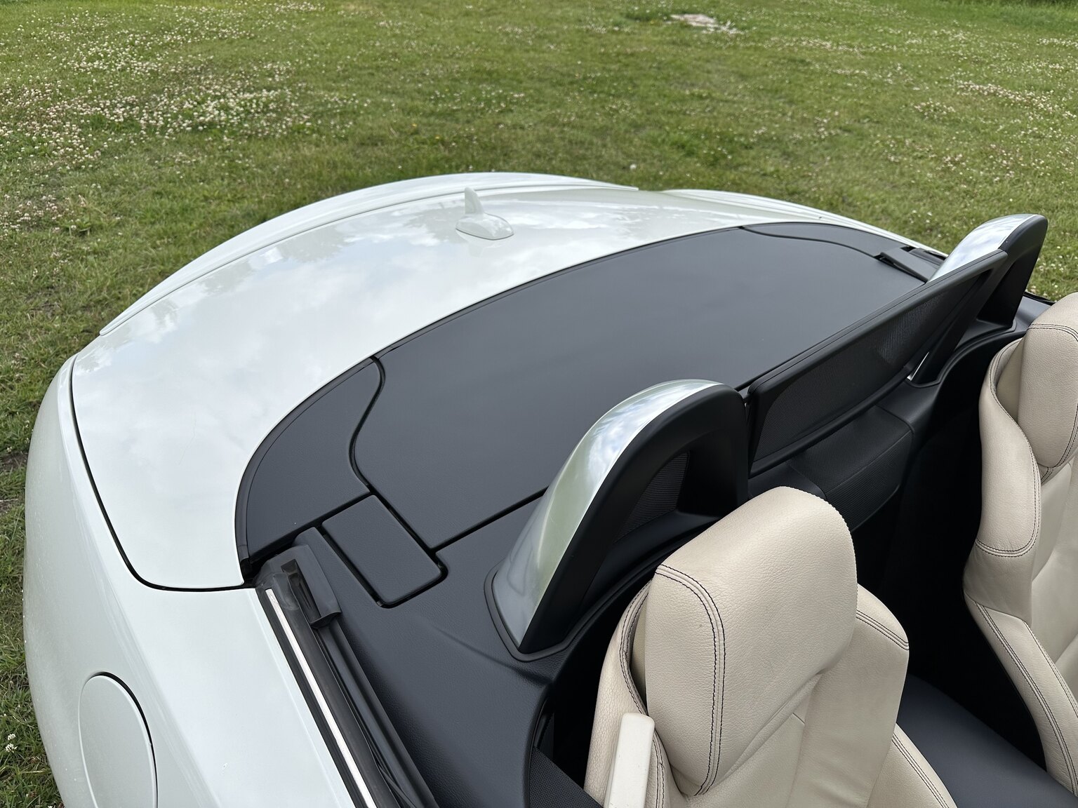 Exterior image of 2012 Mercedes-Benz SLK 350