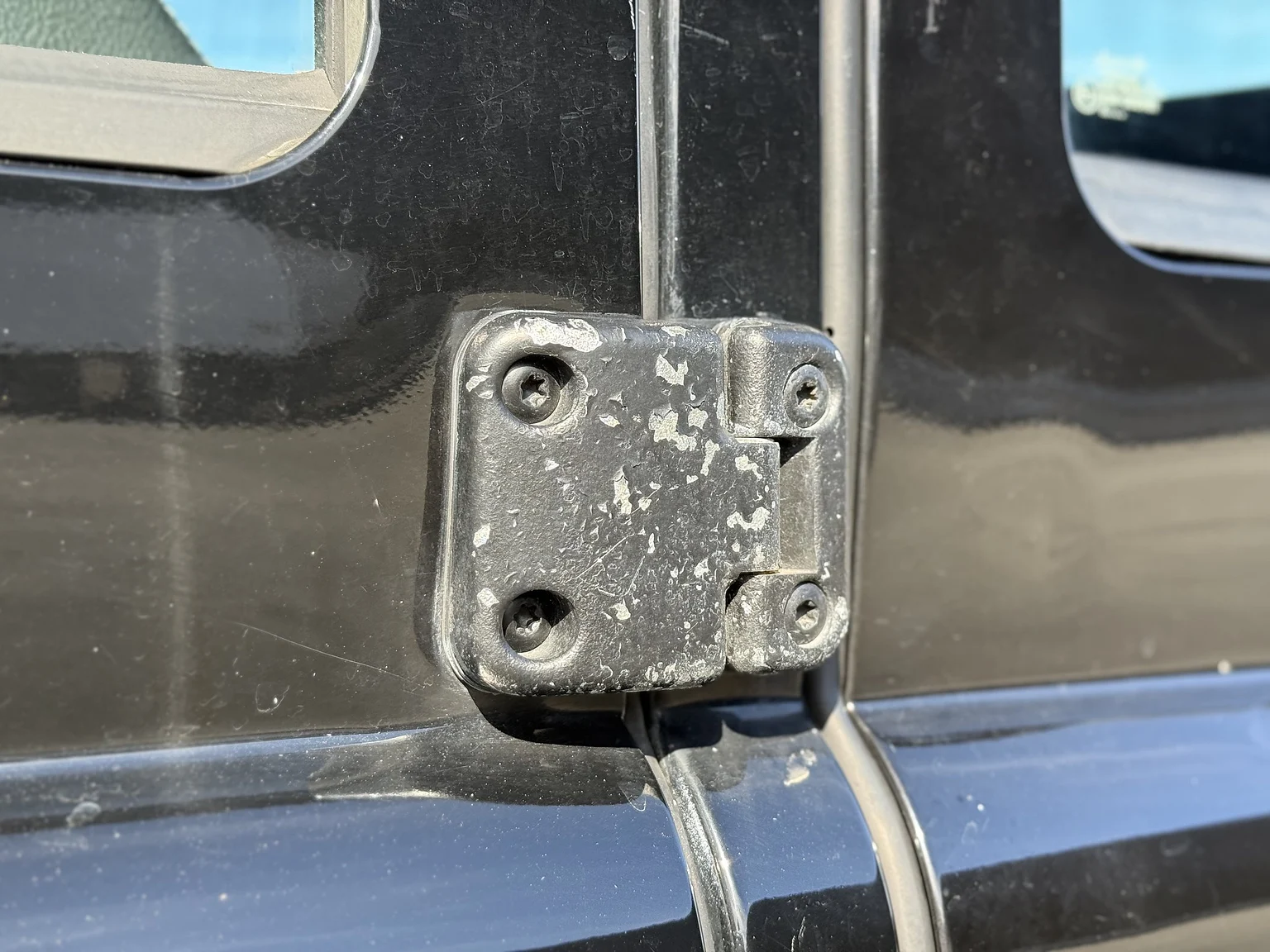 Aussenfoto 2000 Land Rover Defender 110 Tomb Raider (49)