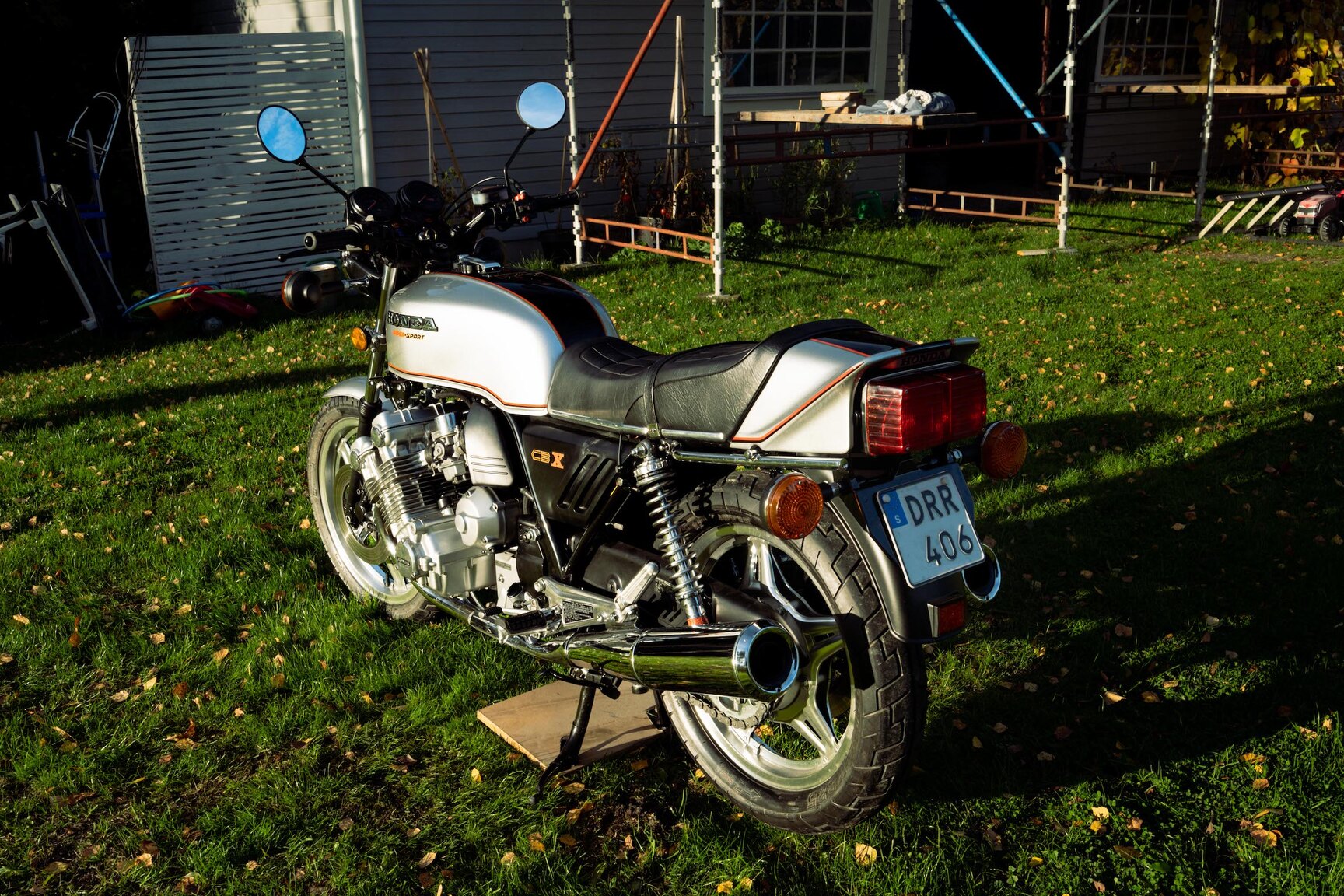 Exterior image of 1979 Honda CBX Super Sport (7)