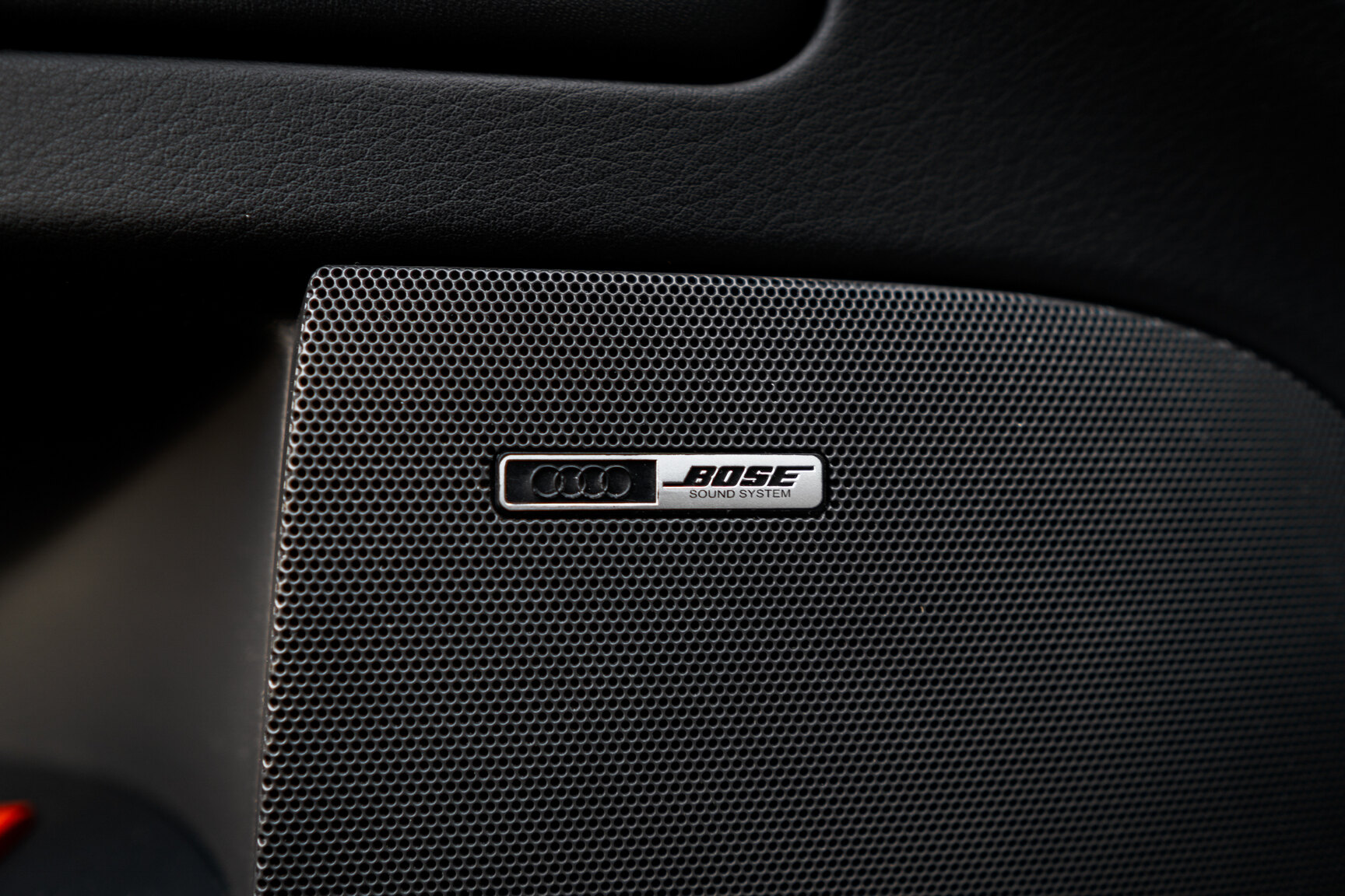 Innenraumfoto von 2005 Audi S4 Avant (12)