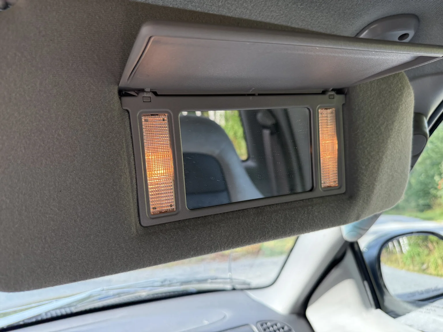 Innenraumfoto von 2002 Ford F-150 SVT Lightning (32)