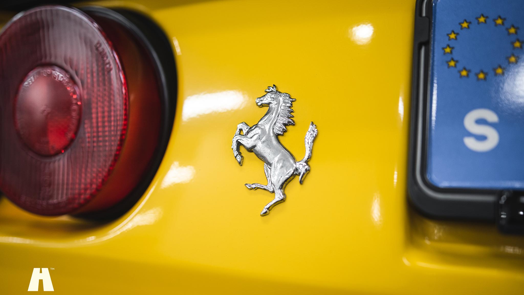Exteriörbild på 1986 Ferrari 328 GTB