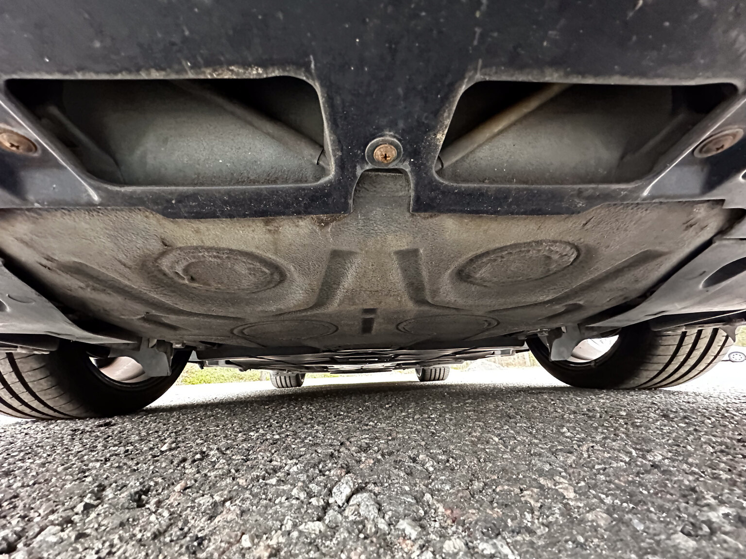 Image of 1999 Porsche 911 Carrera 4 mechanics