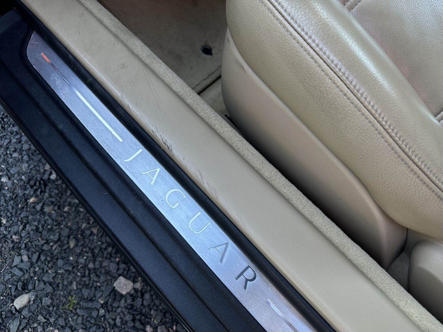 Interiörbild 2007 Jaguar XKR (7)