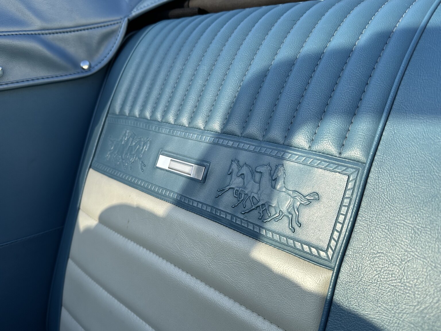 Interiörbild 1966 Ford Mustang Convertible