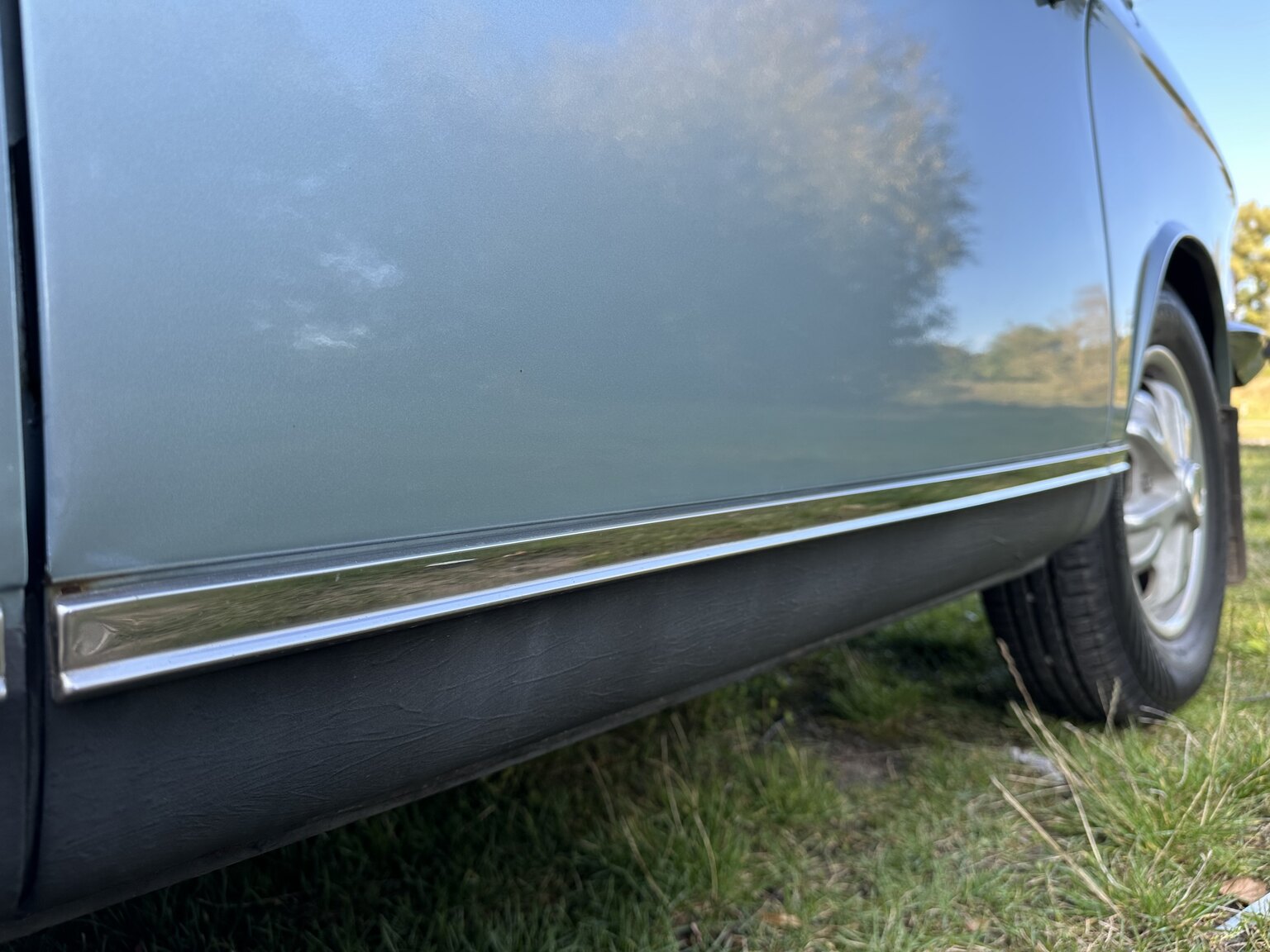 Exteriörbild på 1975 NSU RO 80