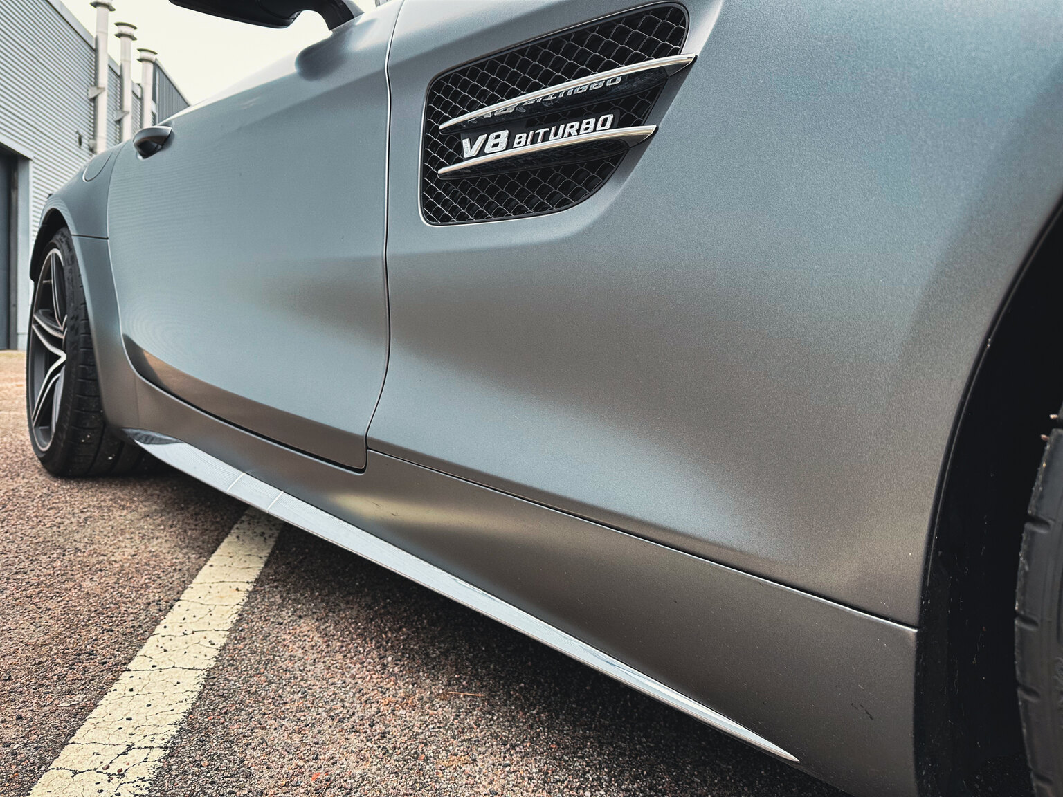 Exteriörbild på 2018 Mercedes Benz AMG GT C (37)