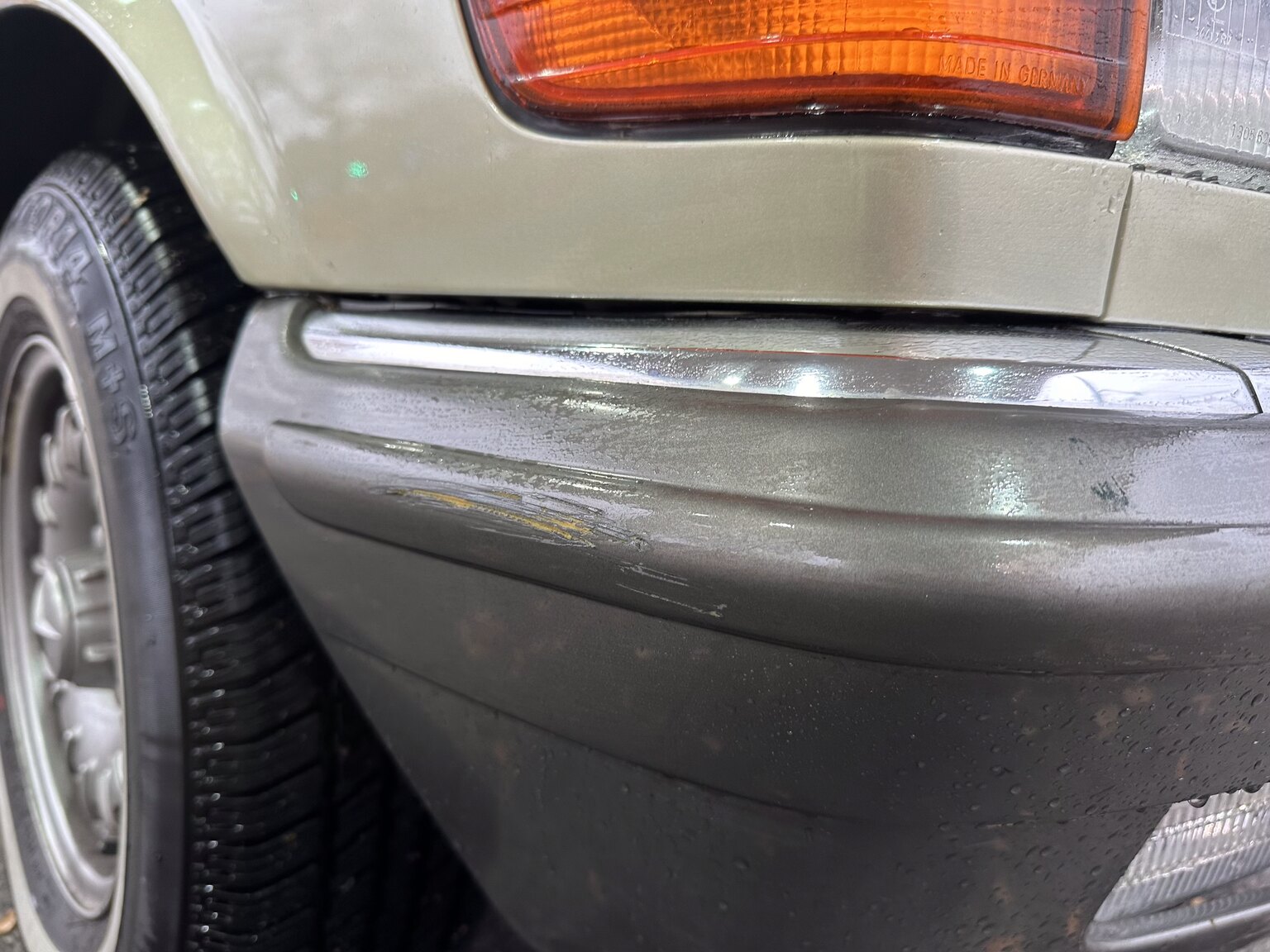 Exteriörbild på 1983 Mercedes-Benz 500 SEC
