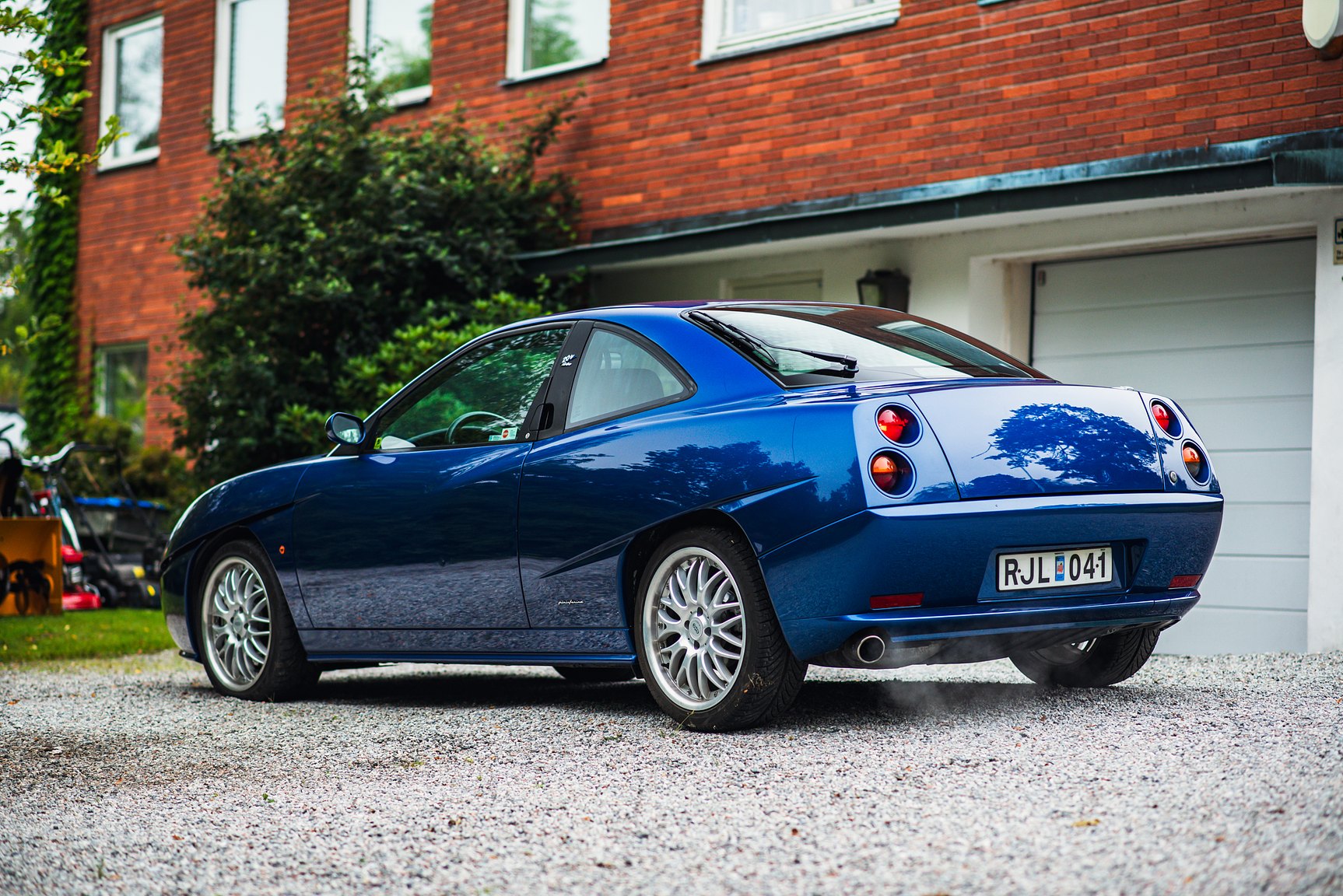Exterior image of 2000 Fiat Coupé 2.0 Turbo Manuell