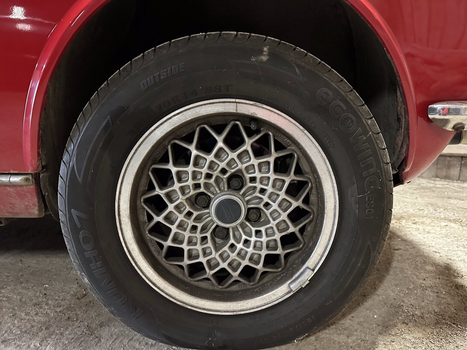 Exterior image of 1977 Alfa Romeo Alfetta