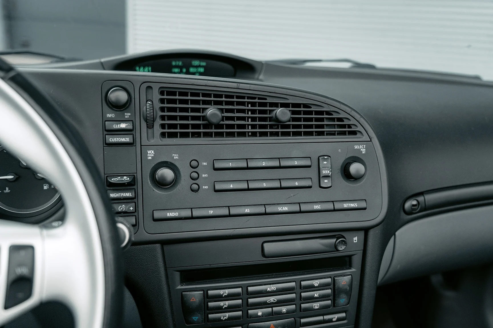 Interiörbild 2004 SAAB 9-3 Aero 2.0T Cabriolet (9)