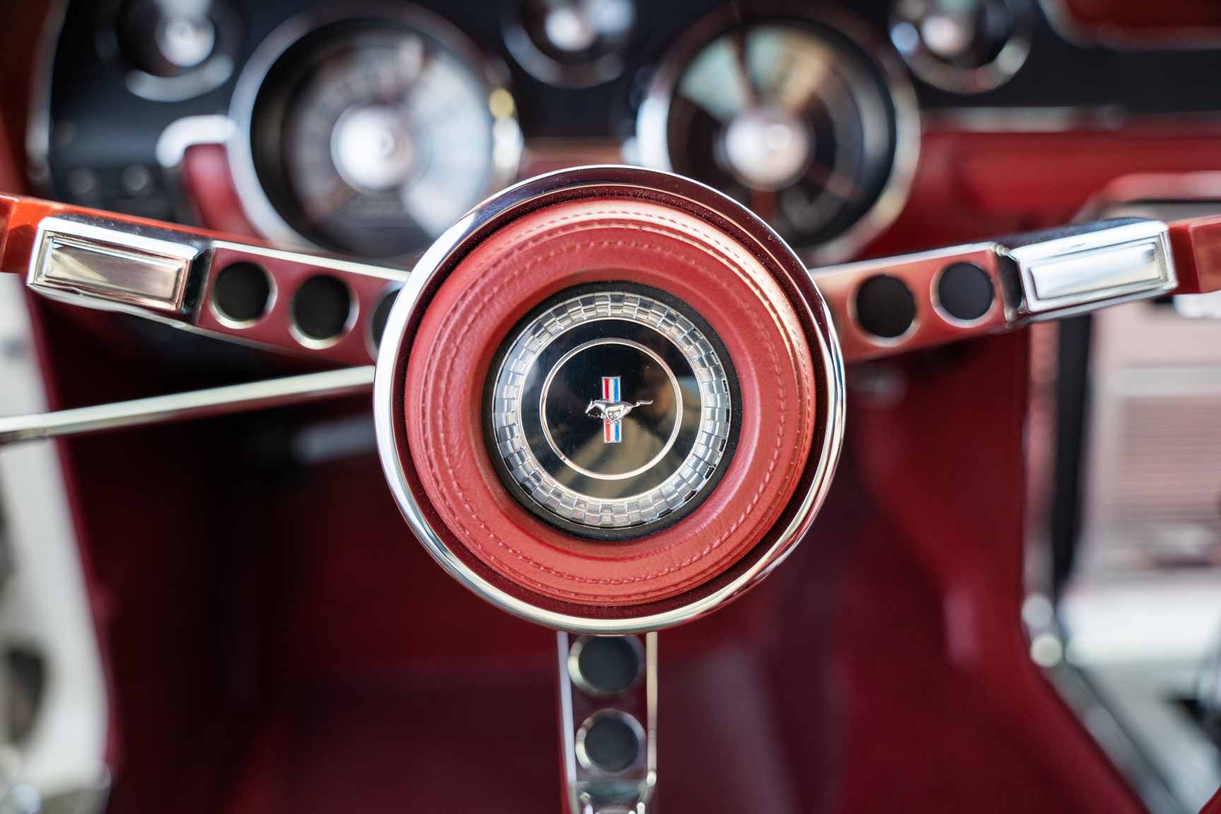 Interior image of 1967 Ford Mustang Fastback (19)