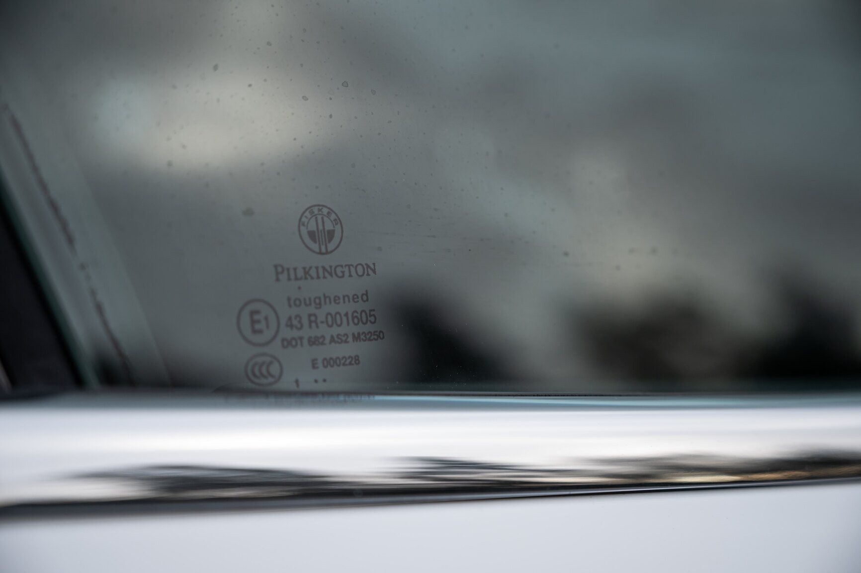 Exteriörbild på 2012 Fisker Karma ES