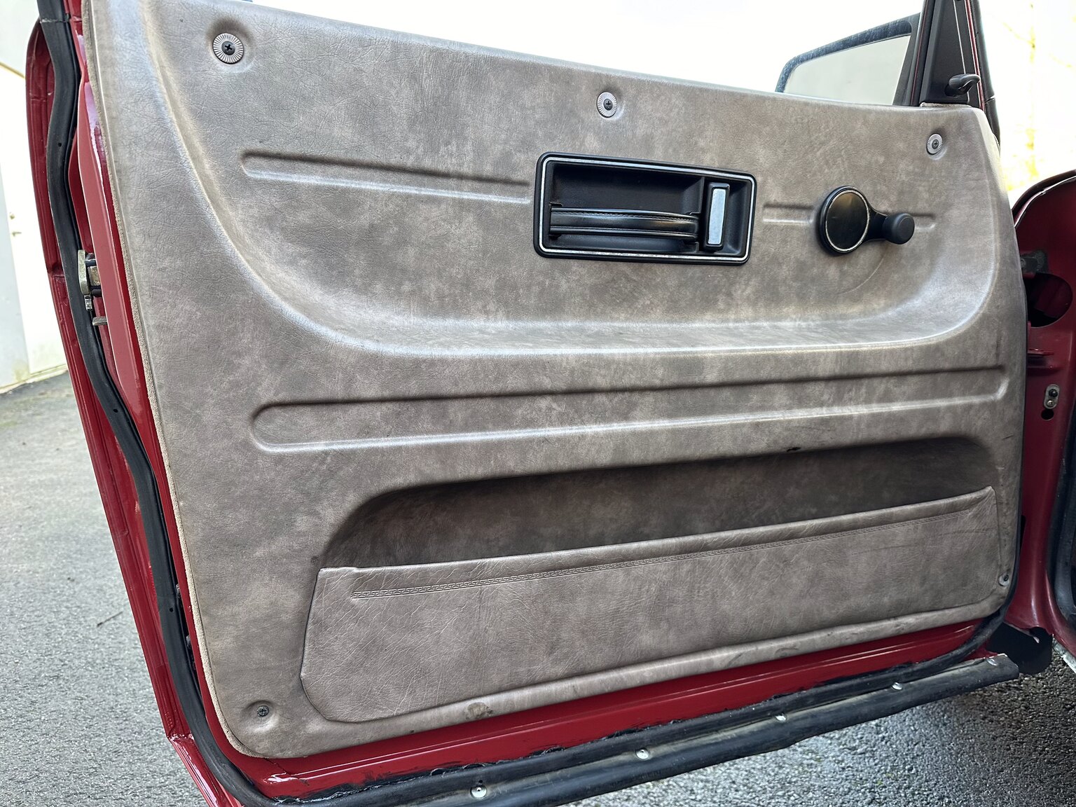 Interior image of 1984 Saab 900 GL