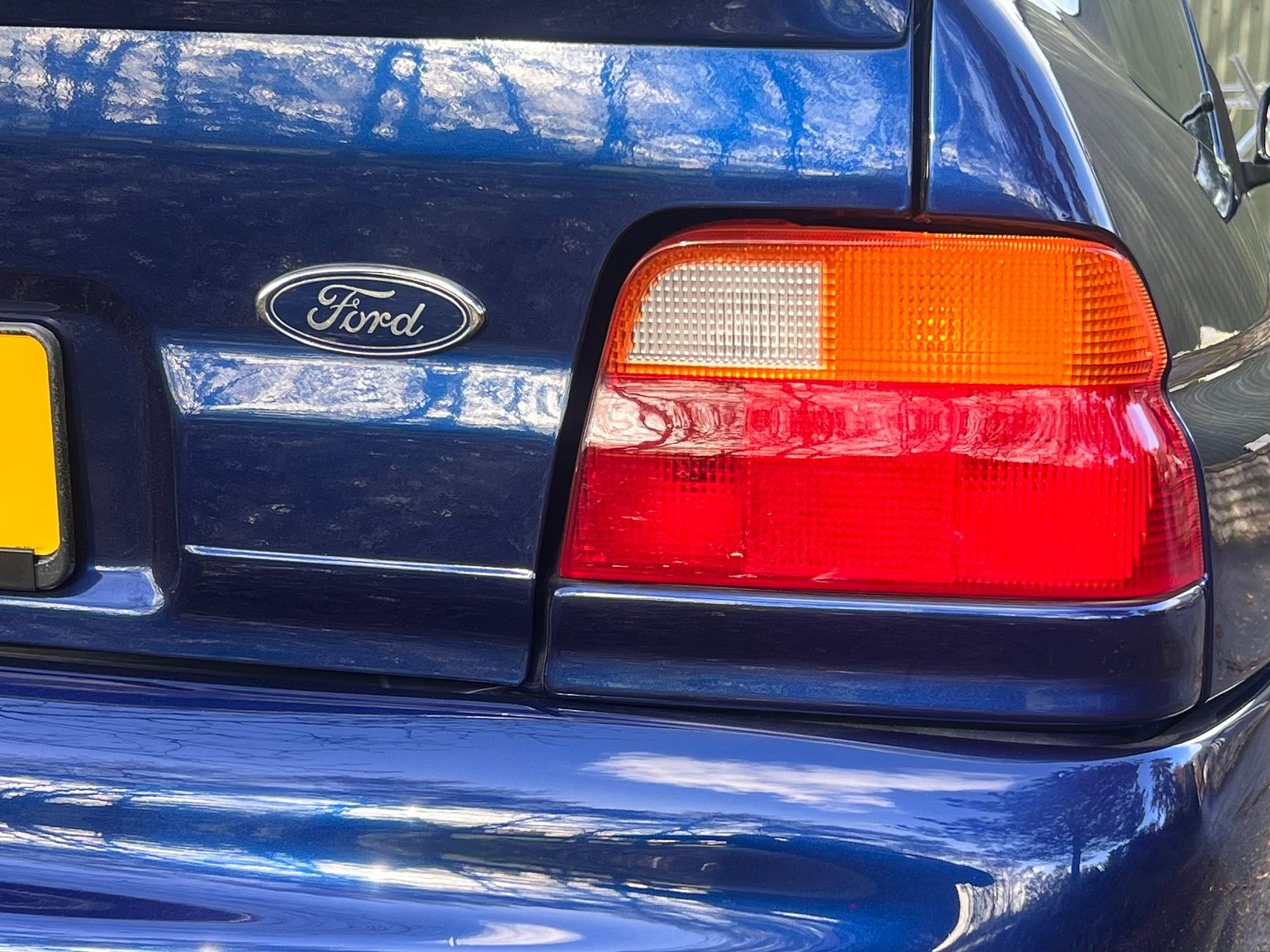 Aussenfoto 1993 Ford Escort RS Cosworth "Big Turbo"