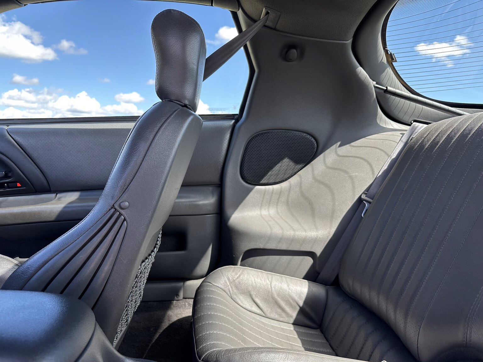 Innenraumfoto von 1999 Chevrolet Camaro Z28