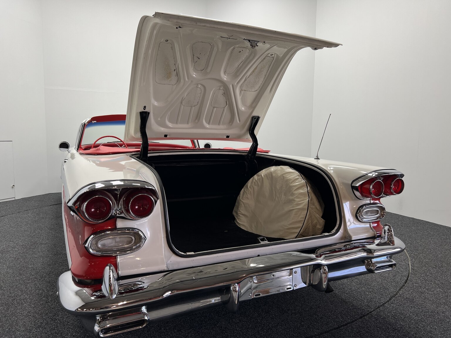 Interiörbild 1958 Pontiac Chieftain