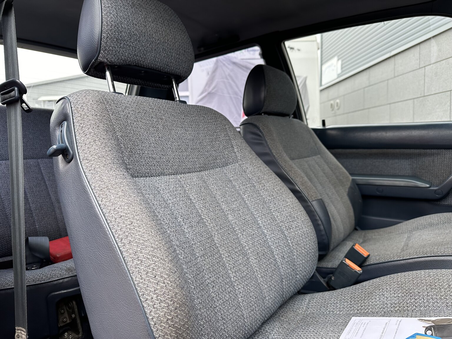 Interior image of 1988 Nissan Sunny (26)