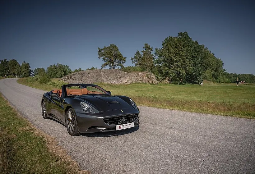 2010 Ferrari California