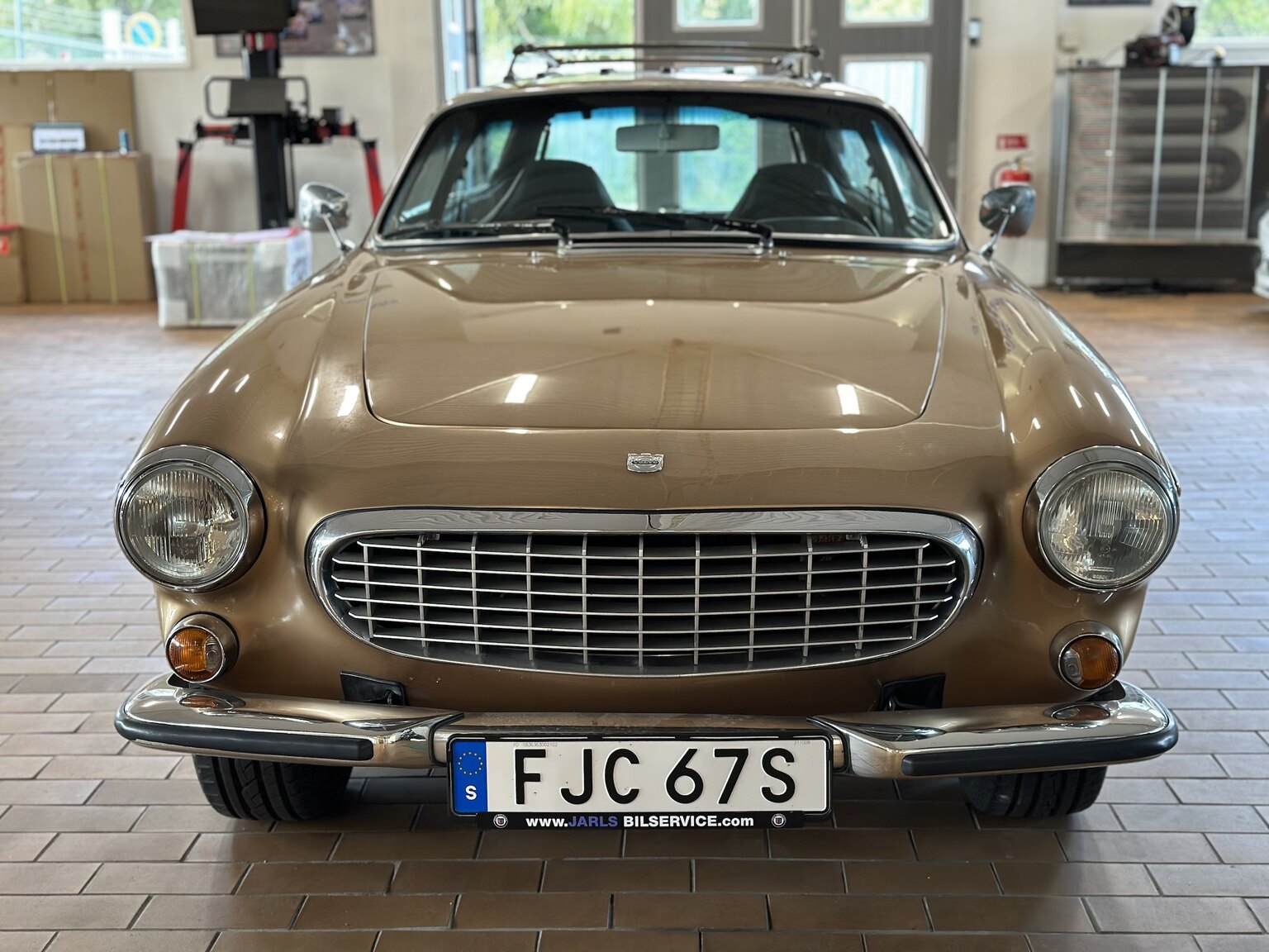 Exteriörbild på 1973 Volvo 1800 ES (3)