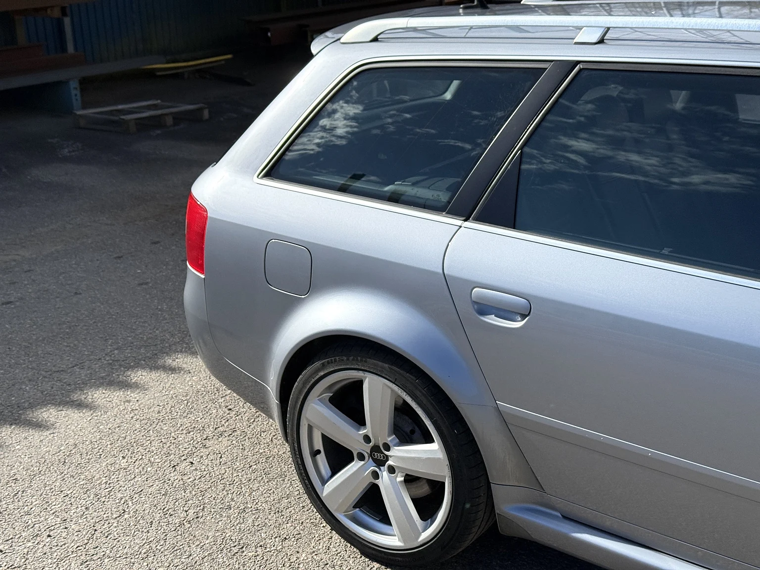 Aussenfoto 2002 Audi RS 6 Avant (27)