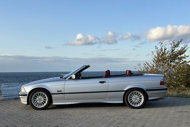 Exterior image of 1993 BMW 325 I CABRIO 