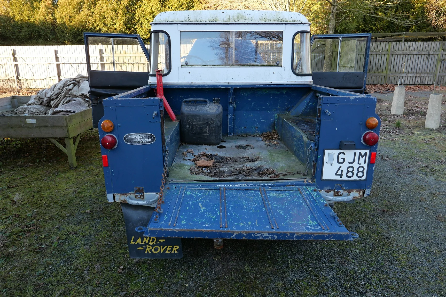 Aussenfoto 1970 Land Rover Series 2 88 Pick up (31)