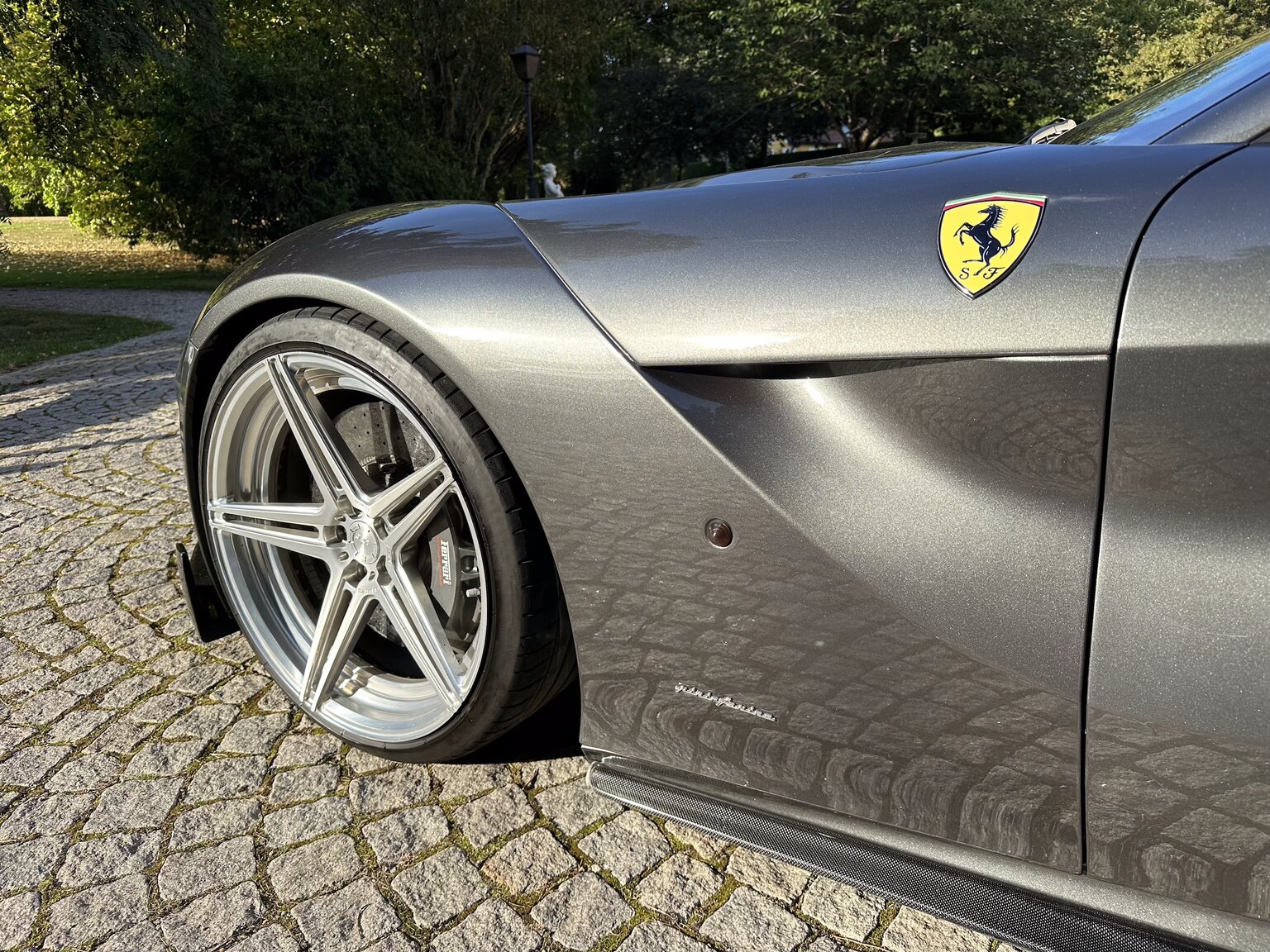 Exterior image of 2013 Ferrari F12 Berlinetta