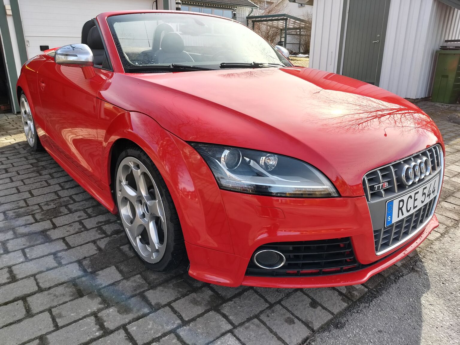 Exteriörbild på 2009 Audi TTS Roadster