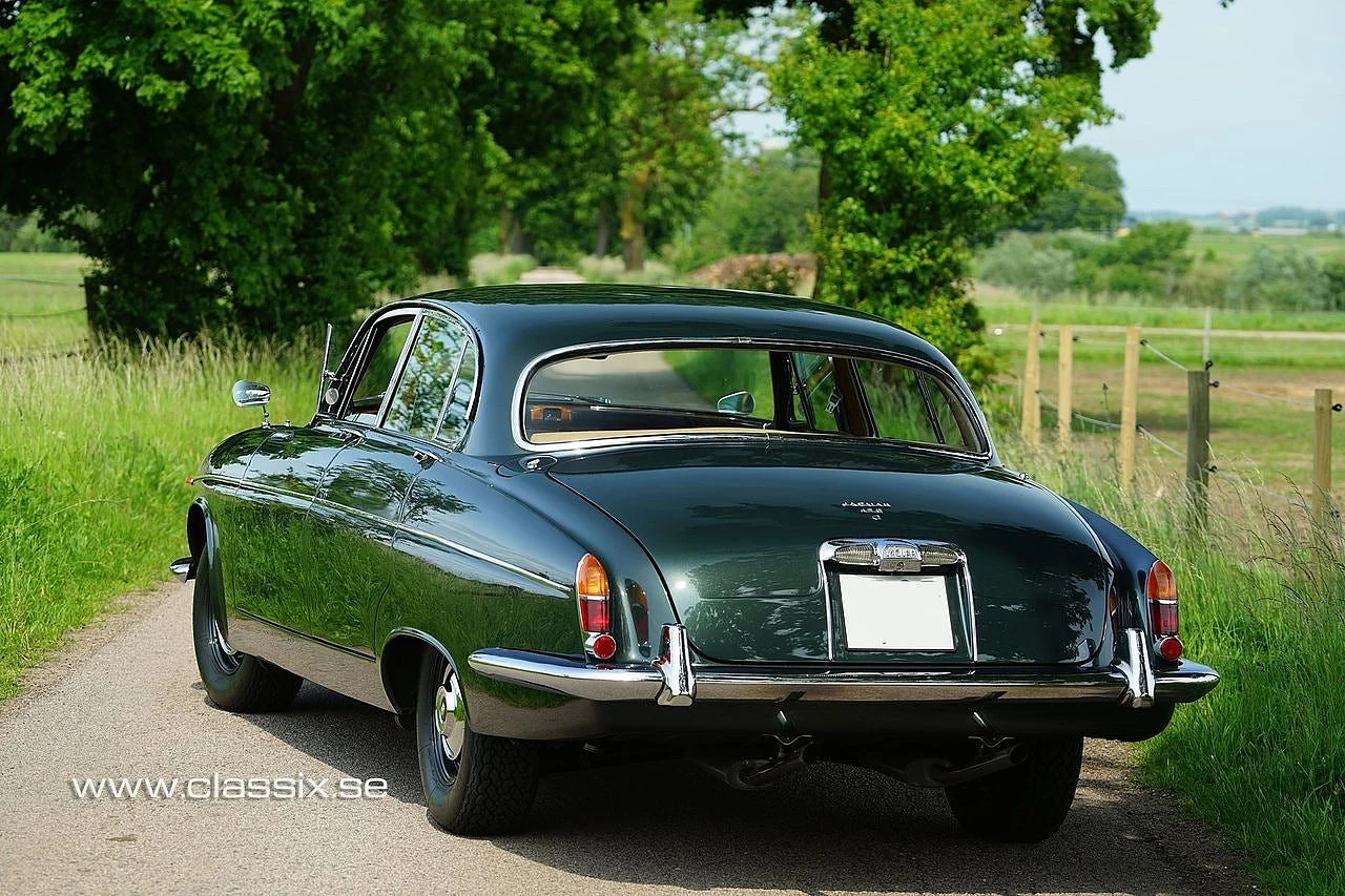 Bild von 1970 Jaguar 420 (4)