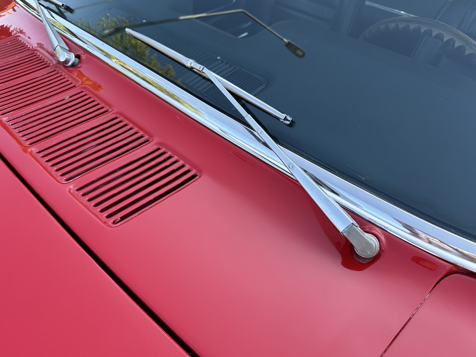 Exterior image of 1965 Ford Mustang 289 Fastback