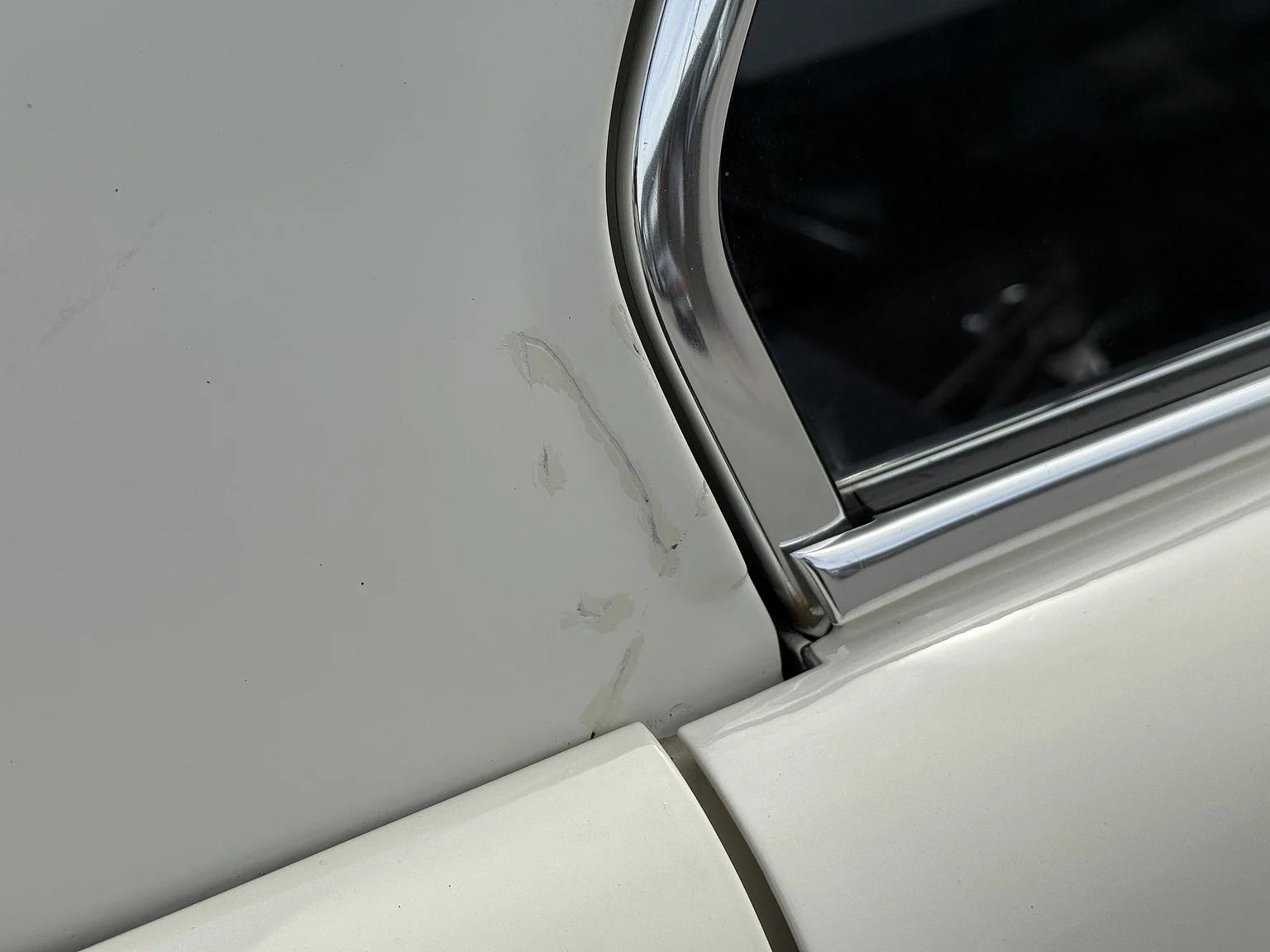 Exteriörbild på 1970 BMW New Class 4-dörrars Sedan (75)