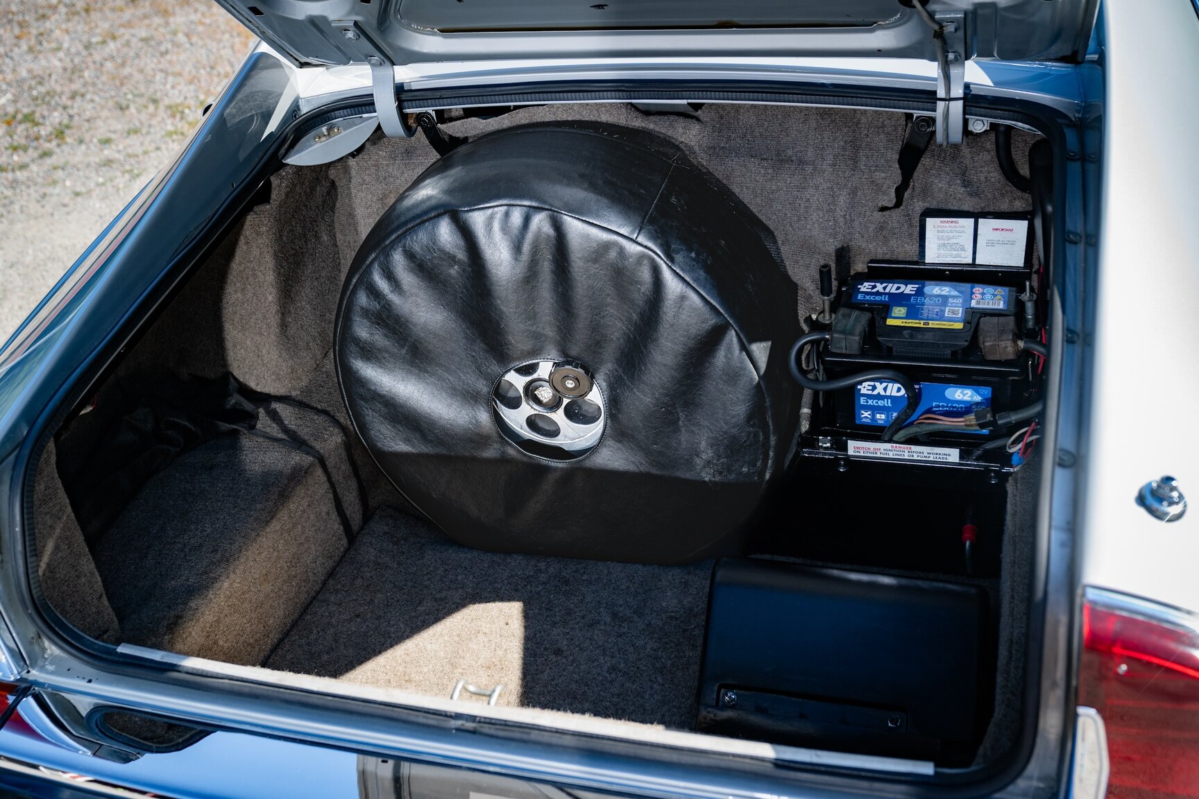 Interior image of 1985 Jaguar XJ-S HE