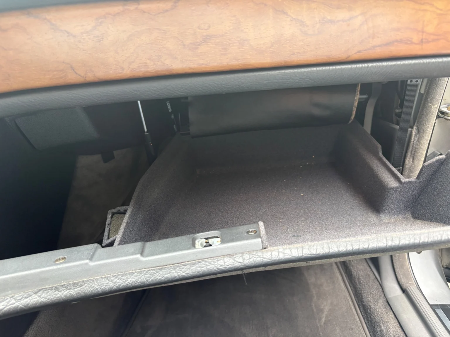 Innenraumfoto von 1988 BMW 730iA (54)