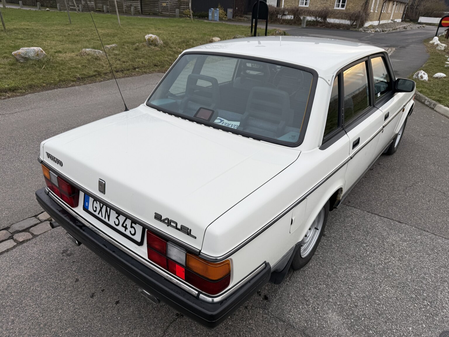Exteriörbild på 1991 Volvo 240 GL Automat (13)