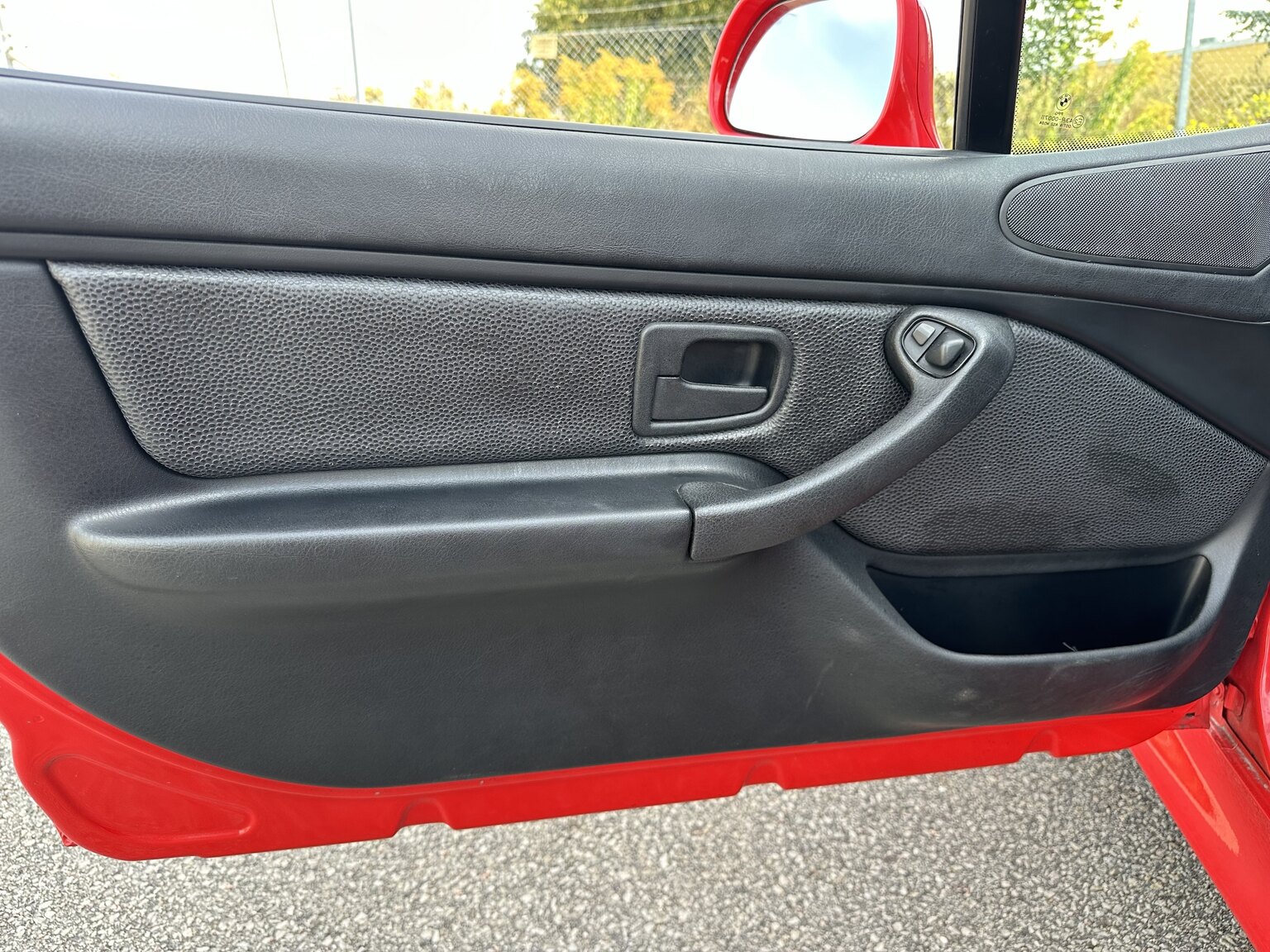 Interior image of 1997 BMW Z3 Roadster