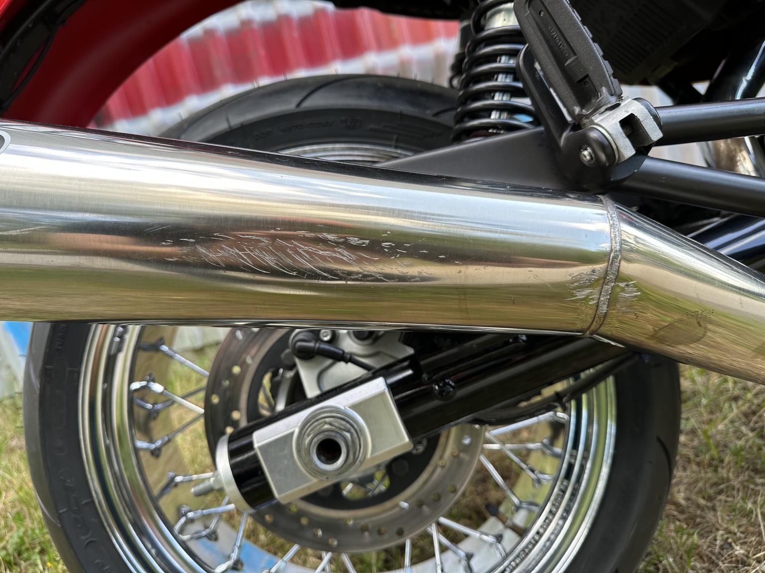 Exteriörbild på 2006 Ducati 1000 GT (38)