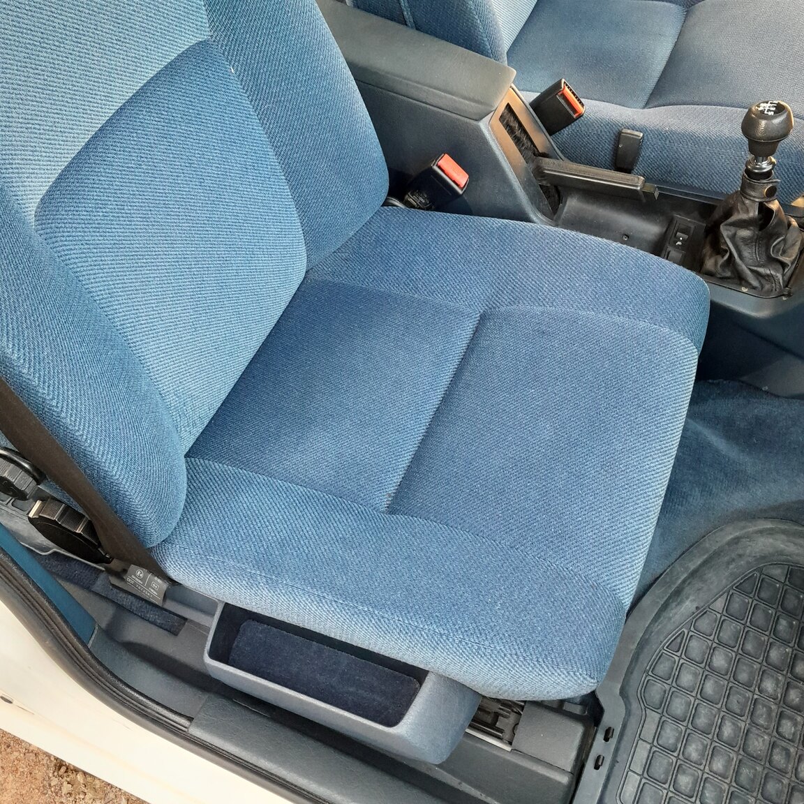 Interiörbild 1992 Volvo 944 GL SE