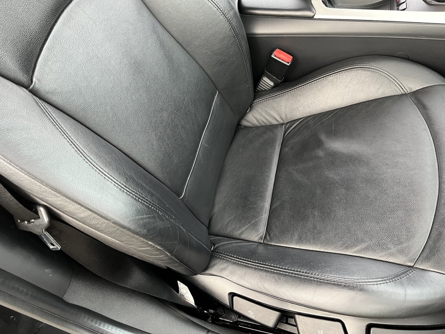 Interior image of 2007 BMW Z4 3.0Si Coupé