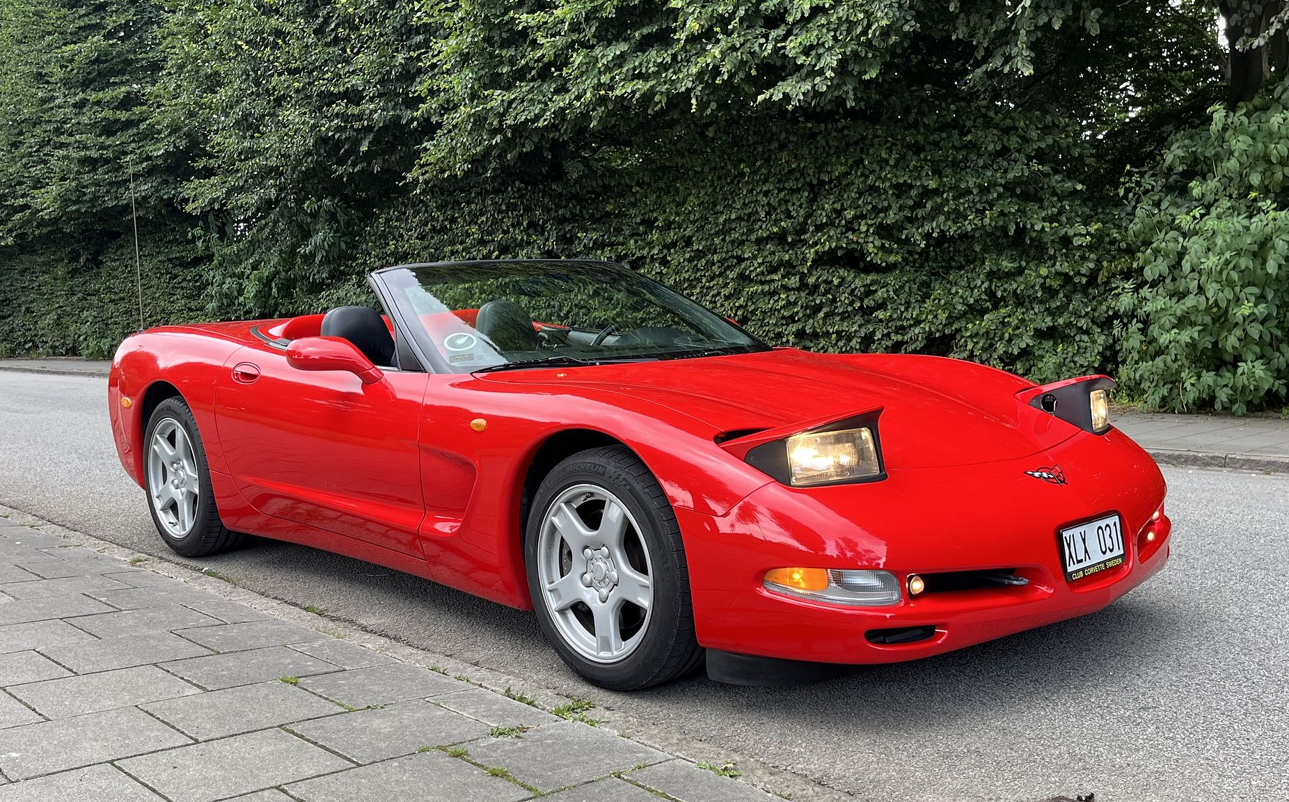 Interior image of 2000 Chevrolet Corvette Cabriolet
