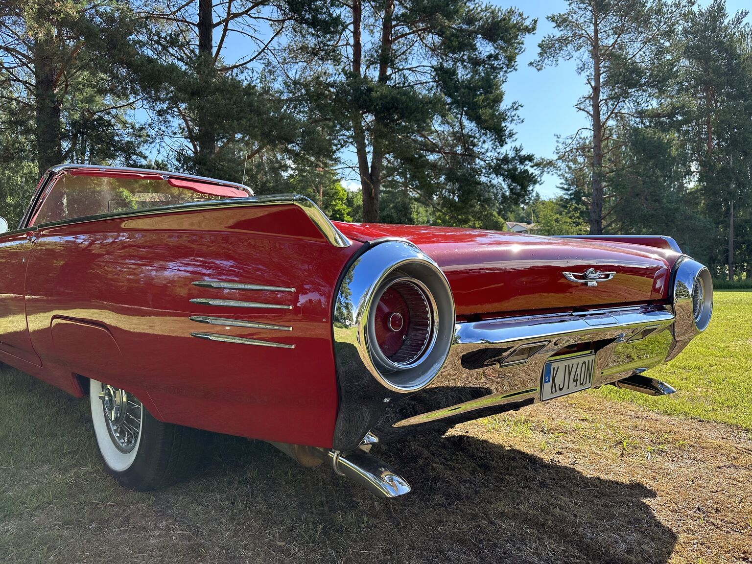 Exteriörbild på 1961 Ford Thunderbird Convertible