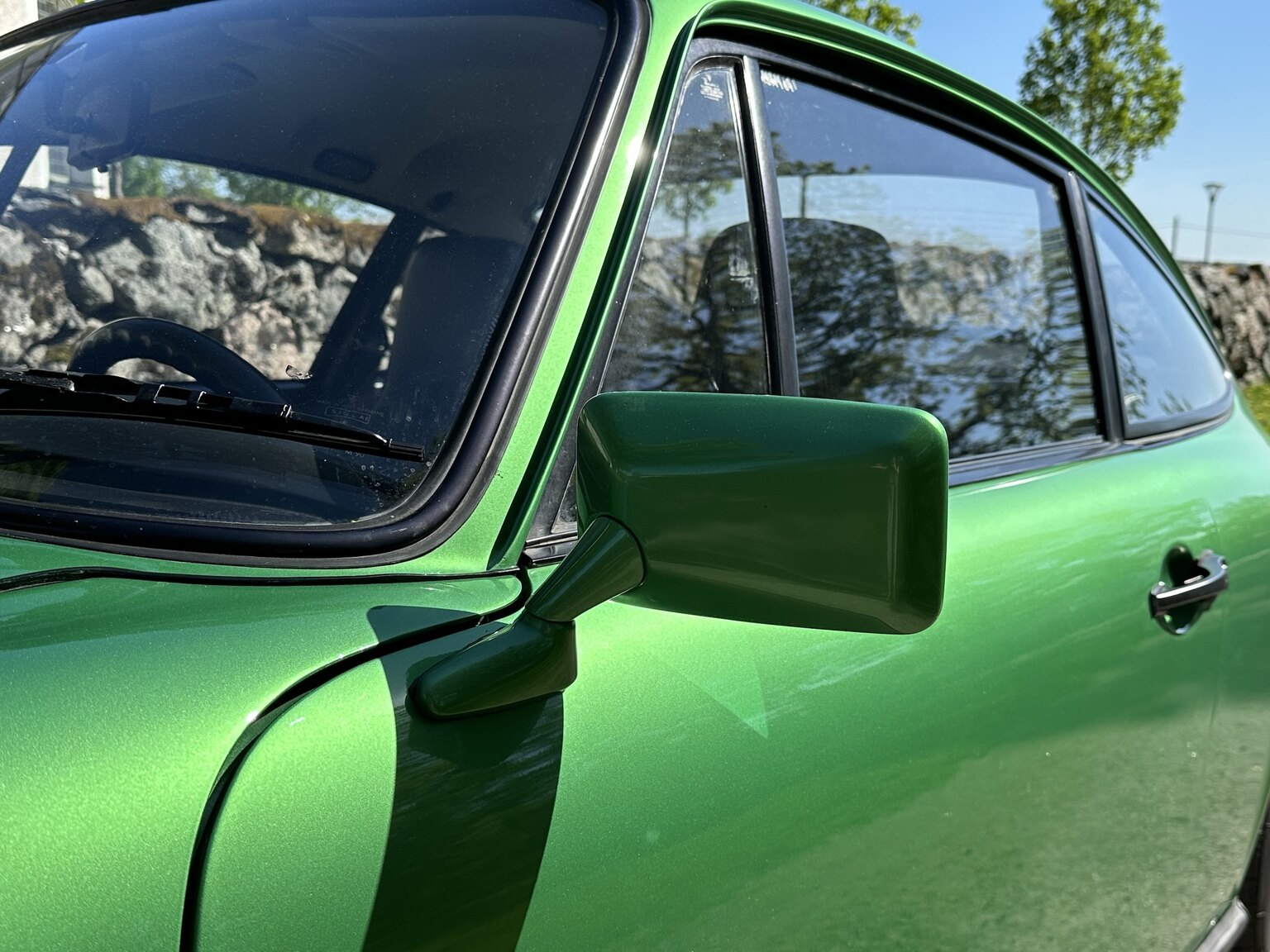 Aussenfoto 1975 Porsche 911