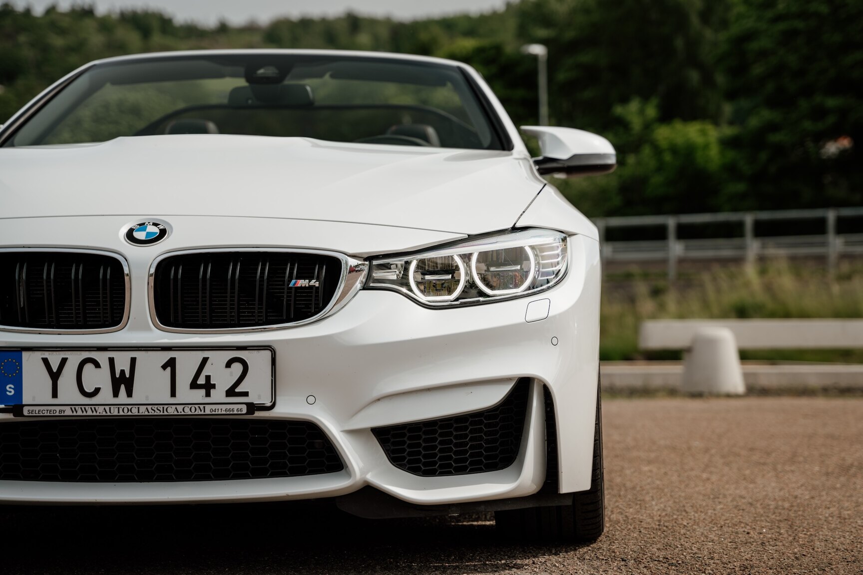 Exterior image of 2015 BMW M4 Cabriolet