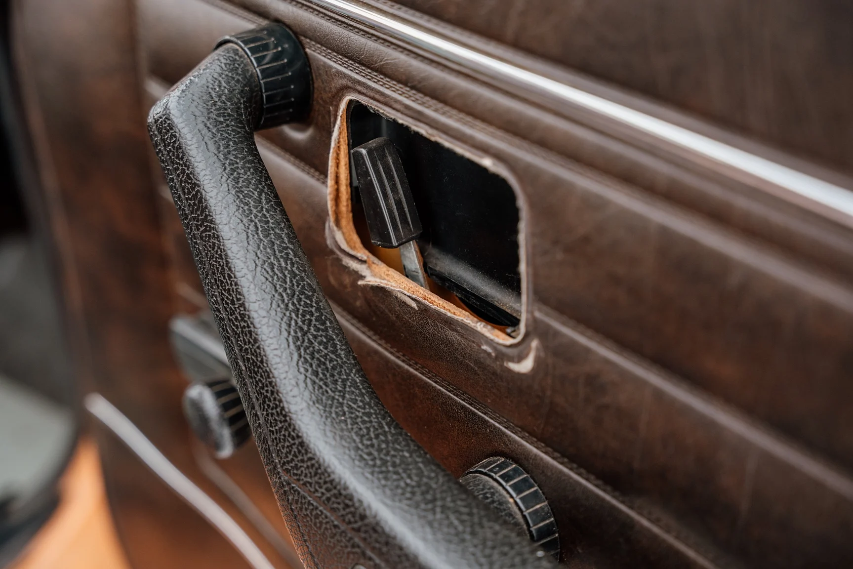 Interiörbild 1975 Volvo 242 2-dörrars coupé (34)