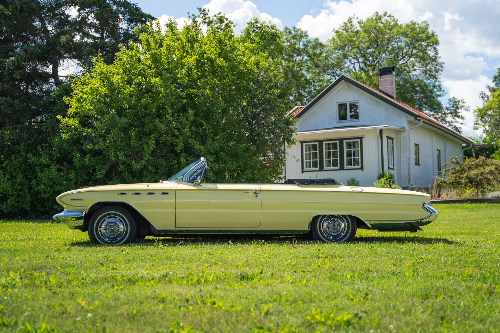 Aussenfoto 1961 Buick Electra 225 cab (7)