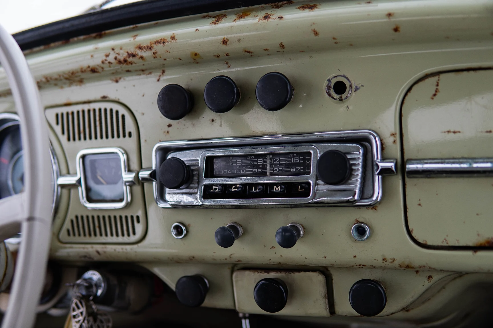 Interior image of 1959 Volkswagen 1200 (50)